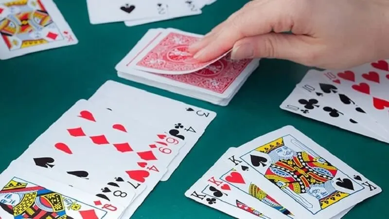 Bài Rác Trong Poker Là Gì? Cách Nhận Biết Và Xử Lý Bài Rác Trong Poker