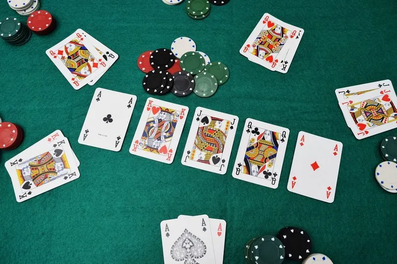 Hướng Dẫn Cách Đánh Bài Poker Chi Tiết Hiệu Quả Nhất