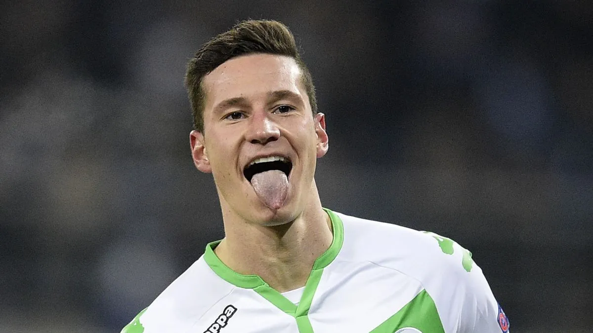 Julian Draxler Là Ai? Cầu Thủ Bóng Đá Chuyên Nghiệp Người Đức