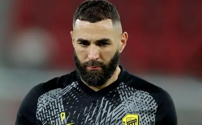 Karim Benzema Là Ai? Sự Nghiệp Của Tiền Đạo Người Pháp