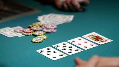 Thú/Hai Đôi Trong Poker Là Gì? Mẹo Chơi Thú/Hai Đôi Hiệu Quả