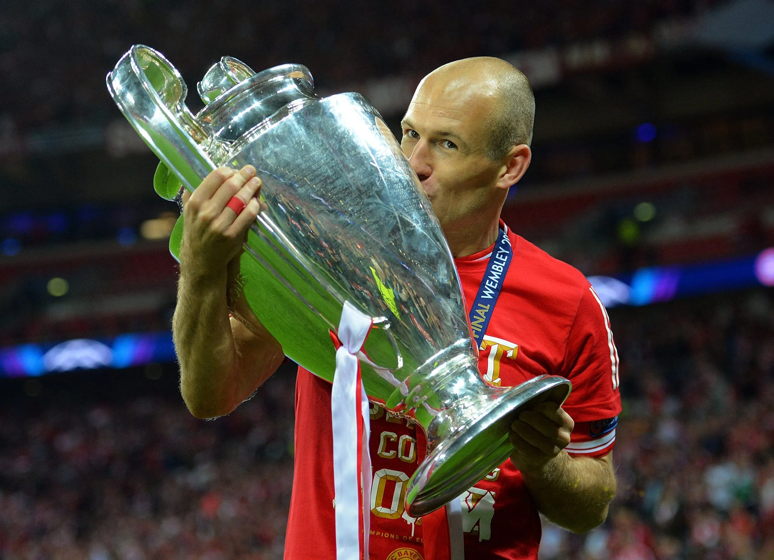 Tiểu Sử Arjen Robben – Huyền Thoại Sống Trong Lịch Sử Bóng Đá