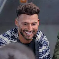 Tiểu Sử Jake Quickenden – Cầu Thủ Tài Năng Người Scunthorpe